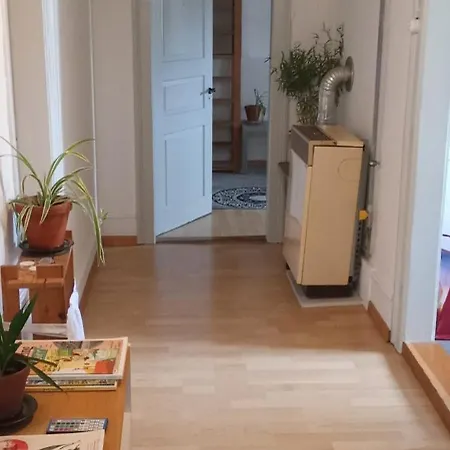 Gemütliche Dachwohnung Privatunterkunft