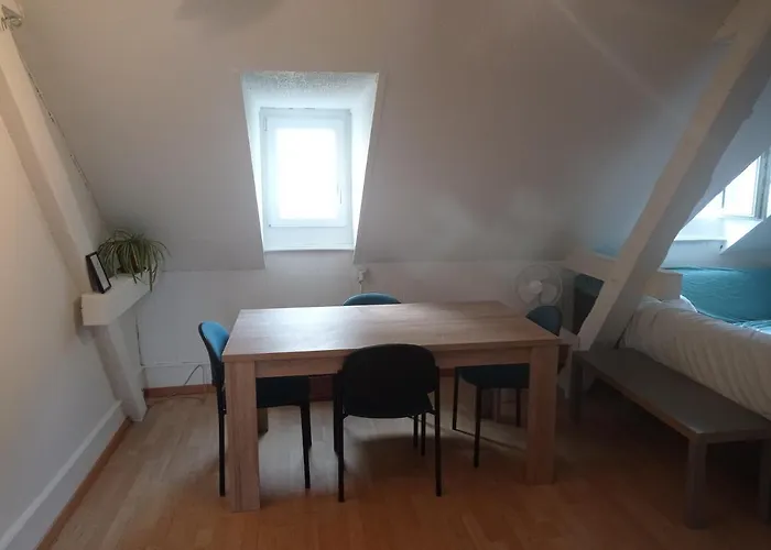 Quarto em Acomodações Particulares Gemuetliche Dachwohnung St. Gallen