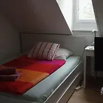 Gemuetliche Dachwohnung Ubytování v soukromí