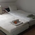 Ubytování v soukromí Gemuetliche Dachwohnung St. Gallen